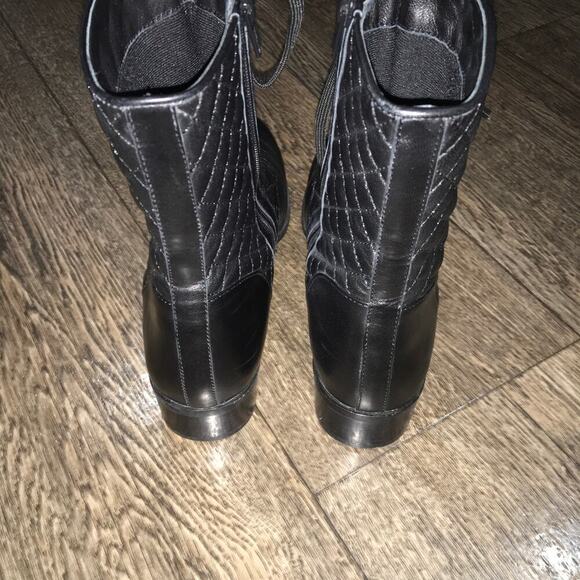 Neiman Marcus Women’s Size 9 Quilted Lace Up Black Boots - Picture 5 of 13